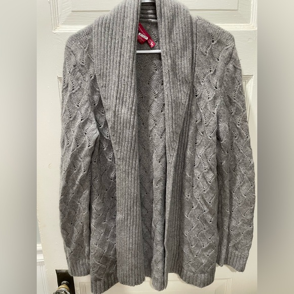 Saks Fifth Avenue Sweaters - Saks Fifth Avenue 100% cashmere Gray Open-Front Cardigan, size large